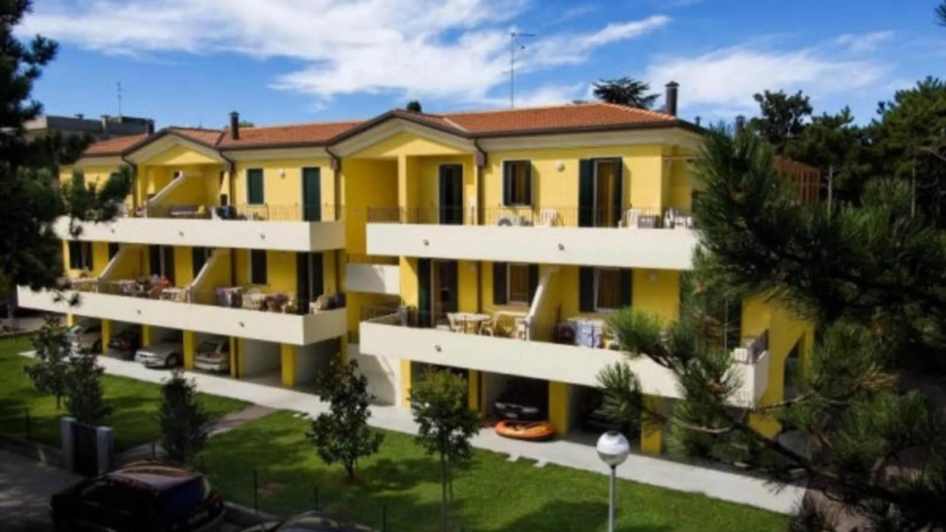Charming Flat With A Big Terrace - Beahost Apartment Bibione