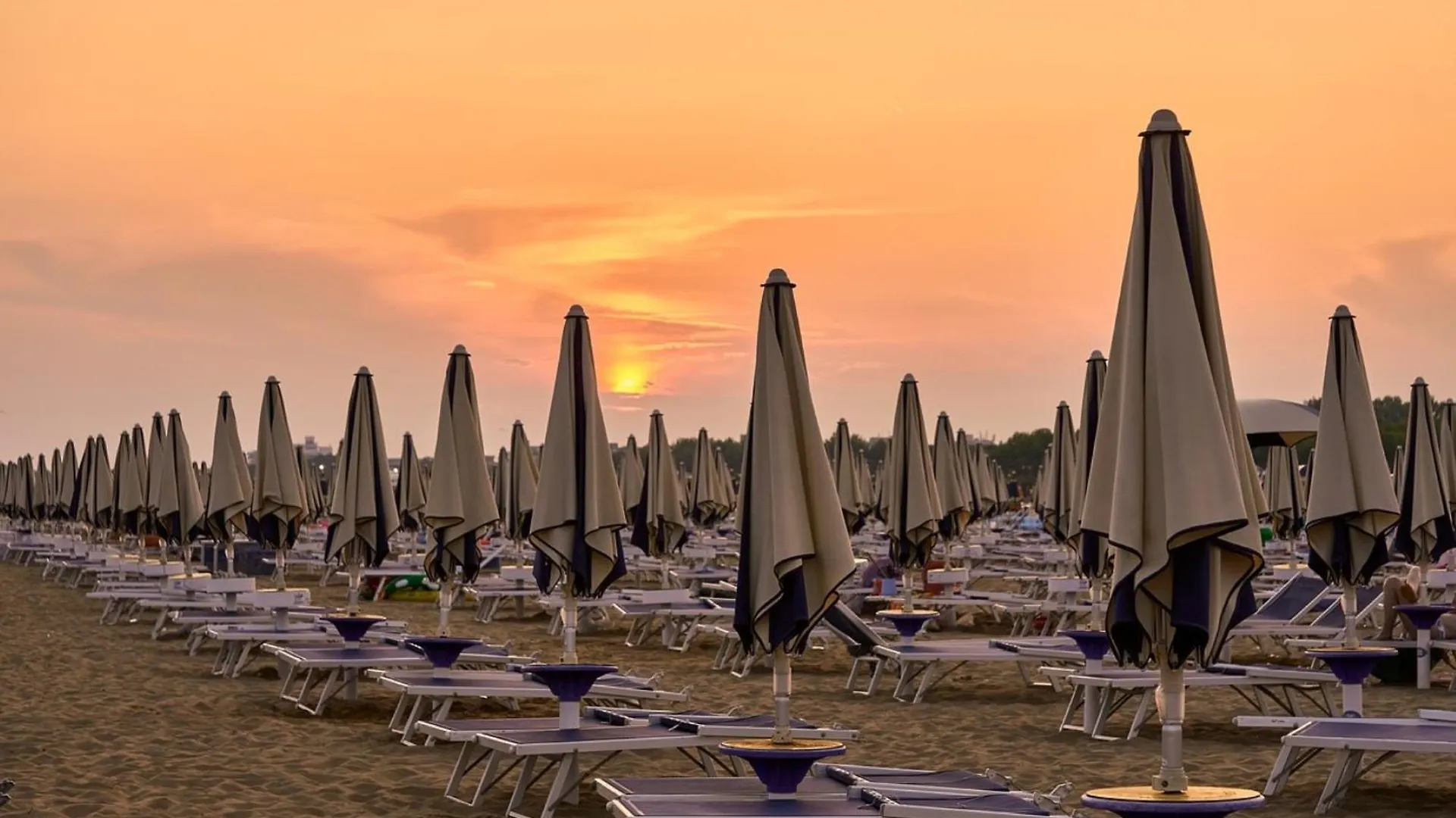 Charming Flat With A Big Terrace - Beahost Apartment Bibione